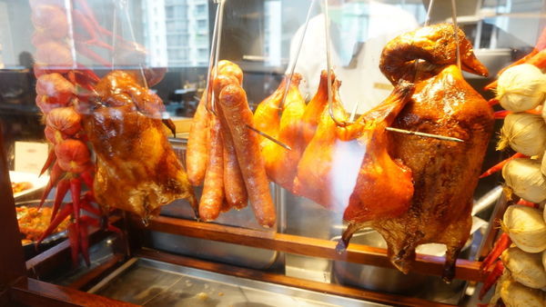 【台北美食】漢來海港餐廳-鵝肝、魚子醬、牛排、港式料理、日式料理、義大利麵、甜點等超多樣食材無限量吃到飽