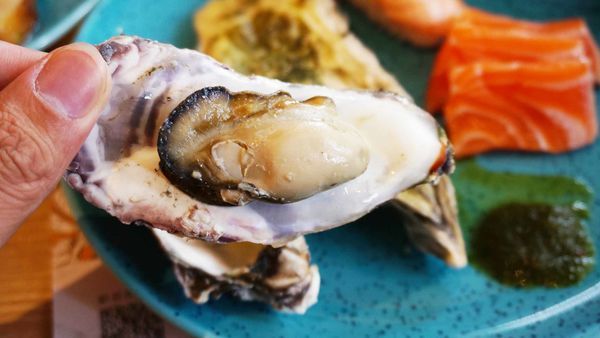 【台北美食】漢來海港餐廳-鵝肝、魚子醬、牛排、港式料理、日式料理、義大利麵、甜點等超多樣食材無限量吃到飽