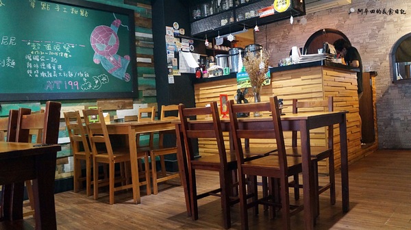 Mr.Moon 月亮先生咖啡館:(內有抽獎活動)【新竹竹北】早午餐全天候供應、主打大份量餐點、不收一成服務費,帕尼尼/義大利麵/燉飯/下午茶-Mr.moon月亮先生咖啡館