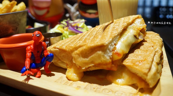 Mr.Moon 月亮先生咖啡館:(內有抽獎活動)【新竹竹北】早午餐全天候供應、主打大份量餐點、不收一成服務費,帕尼尼/義大利麵/燉飯/下午茶-Mr.moon月亮先生咖啡館