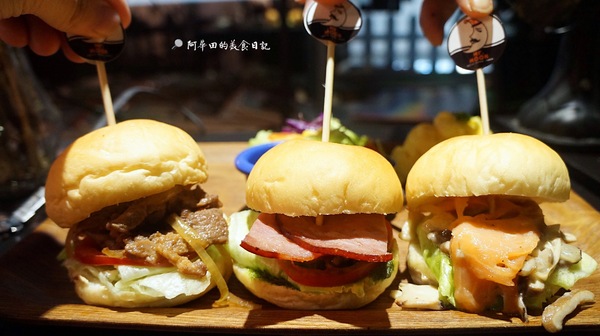 Mr.Moon 月亮先生咖啡館:(內有抽獎活動)【新竹竹北】早午餐全天候供應、主打大份量餐點、不收一成服務費,帕尼尼/義大利麵/燉飯/下午茶-Mr.moon月亮先生咖啡館