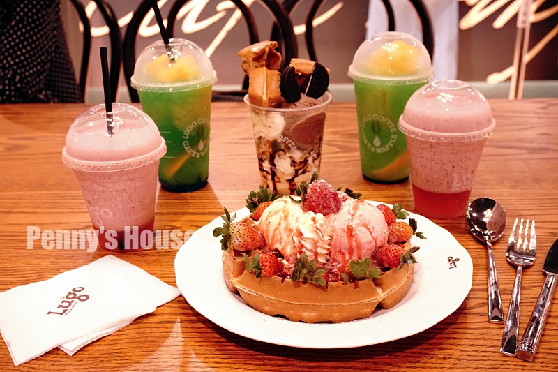 新竹巨城新開幕 - Cafe Lugo 鬆餅甜點不收服務費，新開幕飲品買一送一(附菜單/韓國咖啡廳)