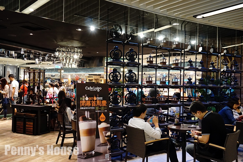 新竹巨城新開幕 - Cafe Lugo 鬆餅甜點不收服務費，新開幕飲品買一送一(附菜單/韓國咖啡廳)