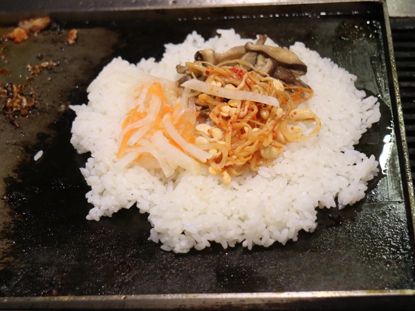 VEGETEJIYA菜豚屋(林森店)：【台北美食】日式燒烤VEGETEJIYA菜豚屋(林森店)@中山捷運站