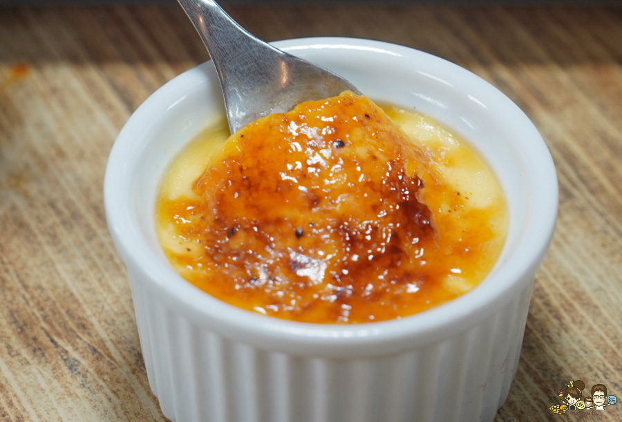 高雄美食 森本日式和風洋食堂,日籍主廚手作漢堡排、厚實滑嫩蛋包飯、雙拼咖哩醬 X 高雄日式洋食堂必訪 - 跟著尼力吃喝玩樂&親子生活