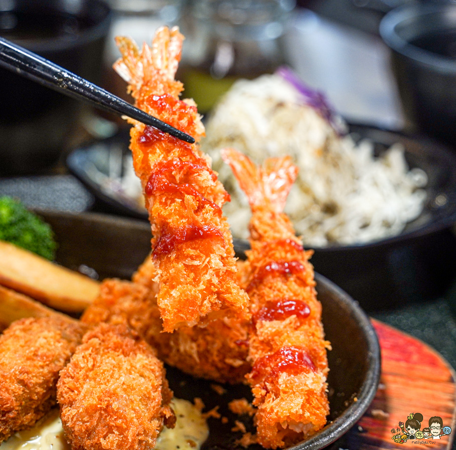 高雄美食 森本日式和風洋食堂,日籍主廚手作漢堡排、厚實滑嫩蛋包飯、雙拼咖哩醬 X 高雄日式洋食堂必訪 - 跟著尼力吃喝玩樂&親子生活