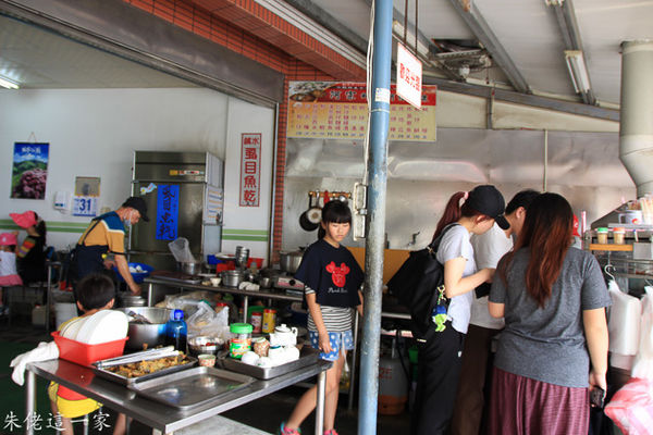 IMG_0830.jpg IMG_0830.jpg