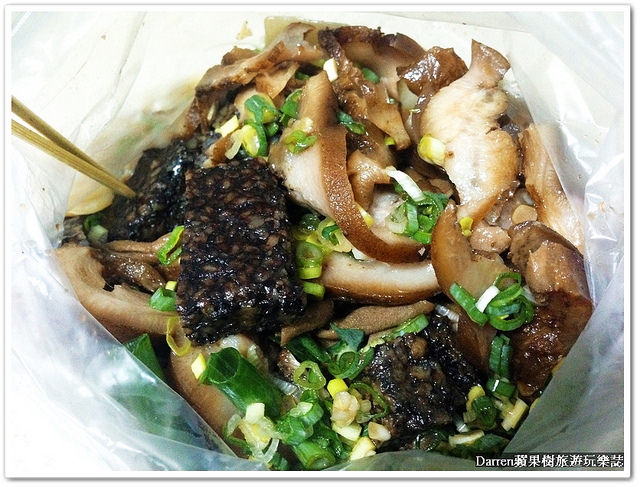 『桃園市宵夜』可口滷味★桃園大廟旁的人氣宵夜攤/冷滷味好友聊天配啤酒好涮嘴招牌必點滷豬頭皮百頁豆腐