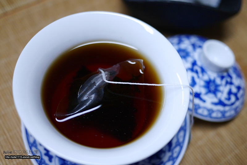 中秋●禮●廣方圓茶葉禮盒(日月潭紅茶、隨身茶包、土鳳梨酥、茶酥)(送禮自用兩相宜)