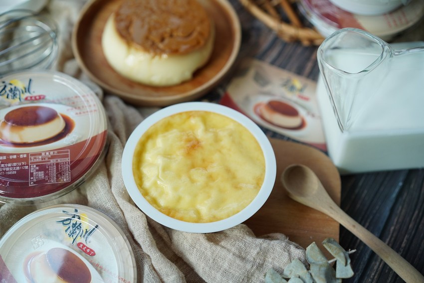 【宅配伴手禮】來自台南安平區『方蘭川焦皮布丁』入口有著多層次的口感,大人、小孩飯後來一顆也不會有負擔。 - 阿華田的美食日記