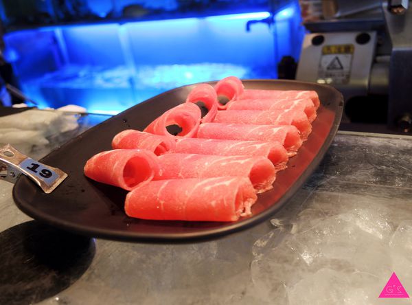 [GS愛吃鬼]台南X XM麻辣鍋 X 超夯西瓜綿火鍋讓你暖冬又暖心!