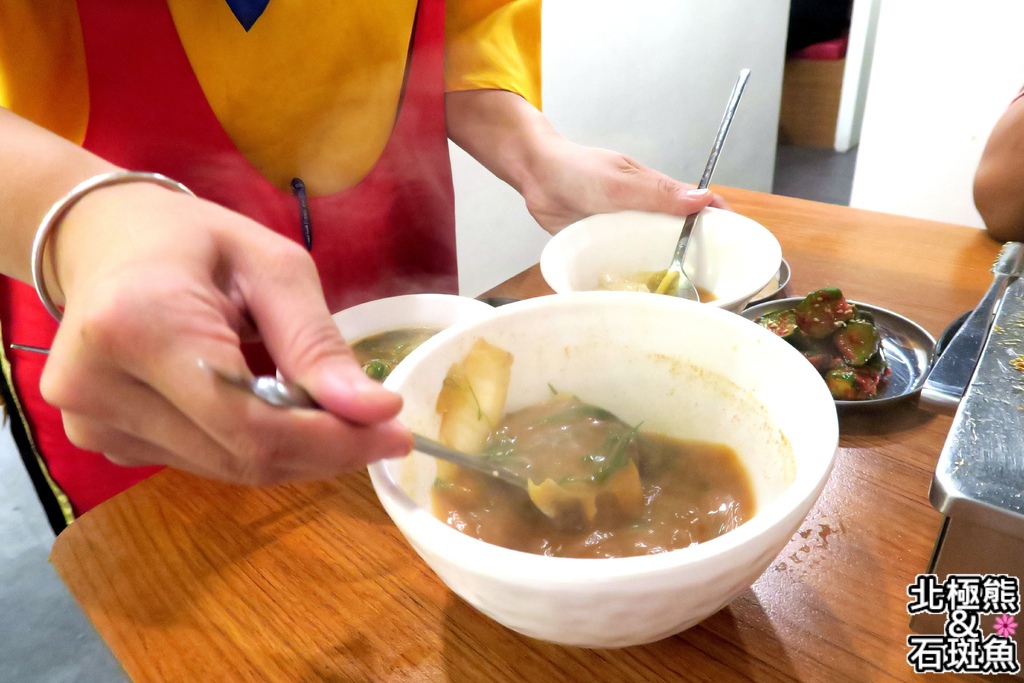 IMG_2243.JPG IMG_2243.JPG