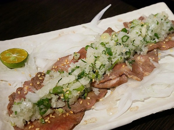 熊賀串燒居酒屋:熊賀串燒居酒屋-新北蘆洲串燒居酒屋 日式風格料理 讓你點完一桌荷包不淌血 多人分享更實惠