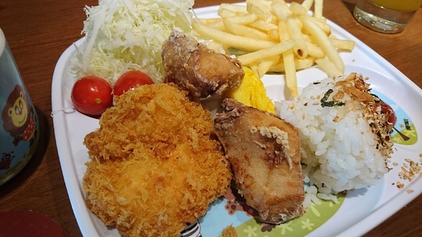 銀座杏子豬排((左營新光店))：高雄~銀座杏子日式豬排~肉質軟嫩的里肌豬排~非吃不可的美味~