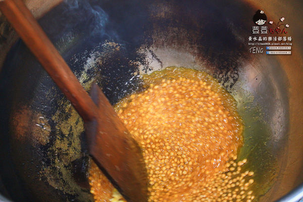 荳荳ちゃん爆米花│台中市(市場中隱藏版“爆”好吃手工爆米花)