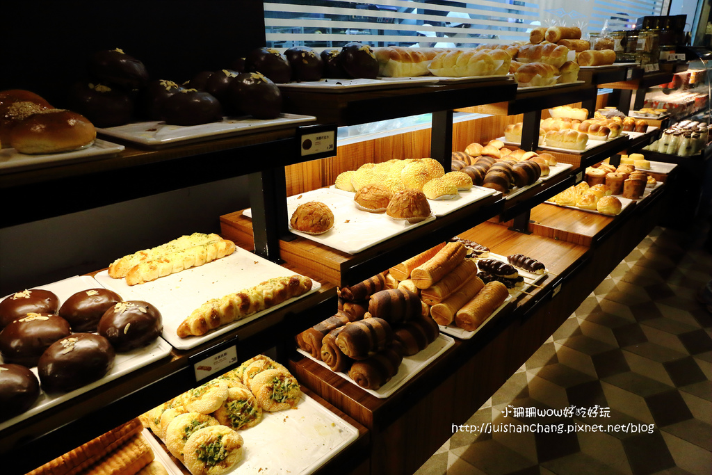 【食║永和】多那之咖啡蛋糕烘焙～永和夜未眠。與甜點有約，24小時不打烊，談天說地的好所在