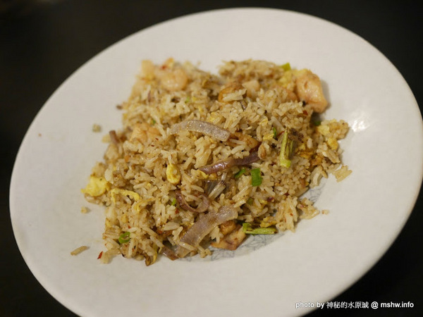 圻宏馬來料理：【食記】台中HUNG’S 圻宏馬來風味料理@北屯 : 口味獨特的馬來西亞料理新品牌,惟內部管理需加強