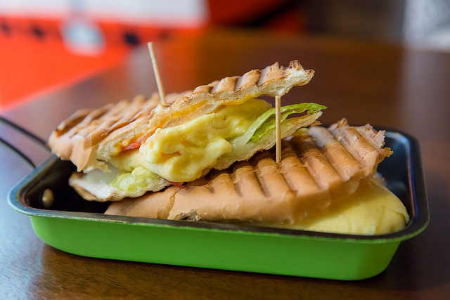 【世新大學美食】新店世新大學早午餐 好吃美式餐廳 Brunner - brunch&dinner 素食可~老闆正妹/寵物友善