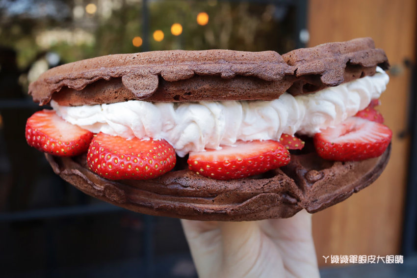 新竹竹北下午茶外送推薦黑瓦鬆餅!製作過程不加一滴水!隱藏版髒髒餅、抹茶控必吃又律森山