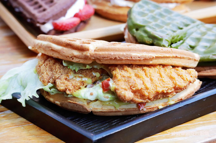 新竹竹北下午茶外送推薦黑瓦鬆餅!製作過程不加一滴水!隱藏版髒髒餅、抹茶控必吃又律森山