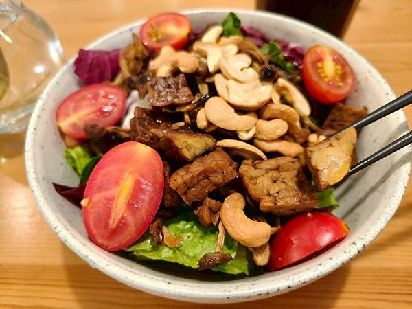 捷運大坪林站-新北日式蔬食餐廳食記-原粹蔬食作-好吃健康滿滿 捷運大坪林站-新北日式蔬食餐廳食記-原粹蔬食作-好吃健康滿滿