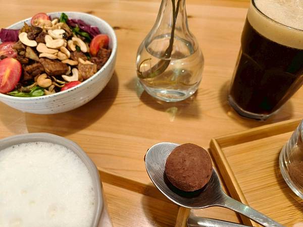 捷運大坪林站-新北日式蔬食餐廳食記-原粹蔬食作-好吃健康滿滿 捷運大坪林站-新北日式蔬食餐廳食記-原粹蔬食作-好吃健康滿滿