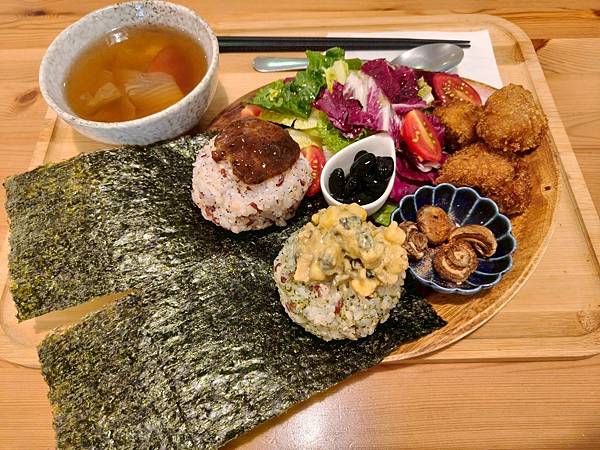 捷運大坪林站-新北日式蔬食餐廳食記-原粹蔬食作-好吃健康滿滿 捷運大坪林站-新北日式蔬食餐廳食記-原粹蔬食作-好吃健康滿滿