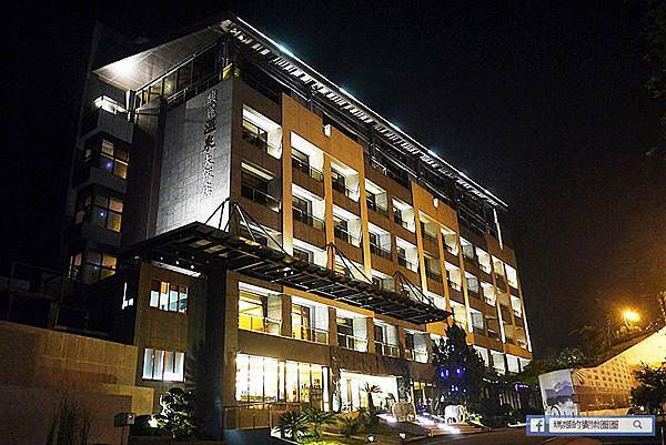 南投住宿【馥麗溫泉大飯店】房間就有超大溫泉池可泡湯/日月潭住宿推薦/日月潭飯店推薦