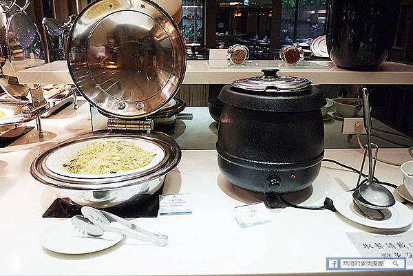 南投住宿【馥麗溫泉大飯店】房間就有超大溫泉池可泡湯/日月潭住宿推薦/日月潭飯店推薦