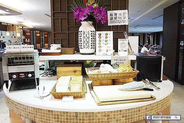 南投住宿【馥麗溫泉大飯店】房間就有超大溫泉池可泡湯/日月潭住宿推薦/日月潭飯店推薦