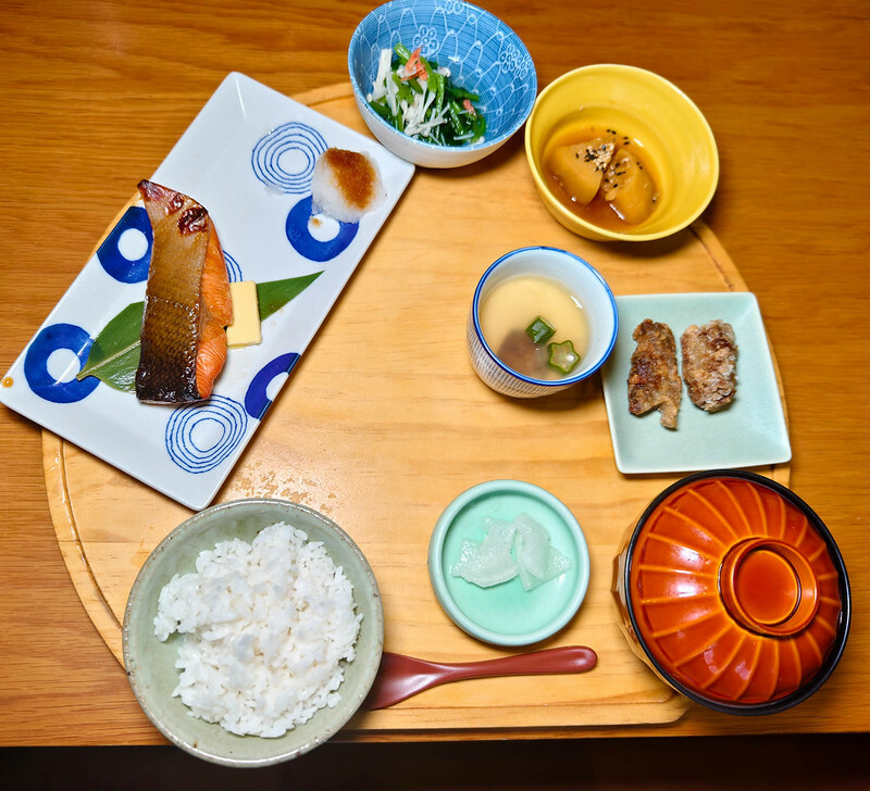 信義區日式定食首選，鶿克米 TSUKUMI提供微風信義美食新體驗