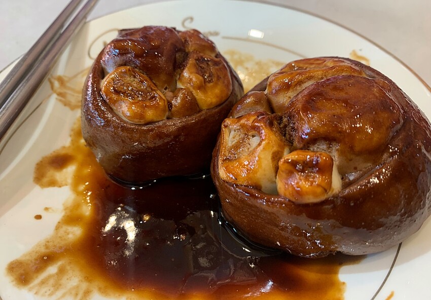 農曆閏月吃豬腳！！豬腳麵線造型饅頭超吸睛，油油亮亮超誘人，素食也能輕鬆吃！！