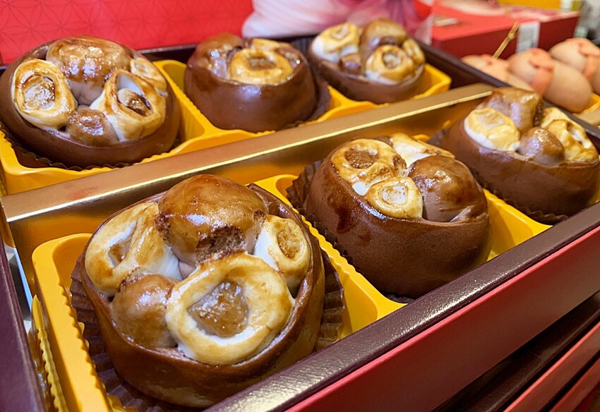 農曆閏月吃豬腳！！豬腳麵線造型饅頭超吸睛，油油亮亮超誘人，素食也能輕鬆吃！！