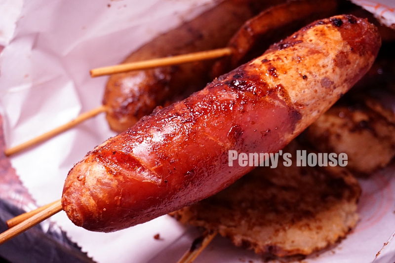 竹北宵夜 - 烤第一 燒烤/炸物攤，太便宜45元的炸雞排！首推蘿蔔糕和烤糯米腸超好吃～～自強南路宵夜（菜單）