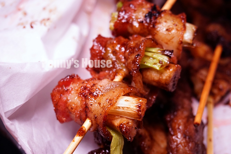 竹北宵夜 - 烤第一 燒烤/炸物攤，太便宜45元的炸雞排！首推蘿蔔糕和烤糯米腸超好吃～～自強南路宵夜（菜單）