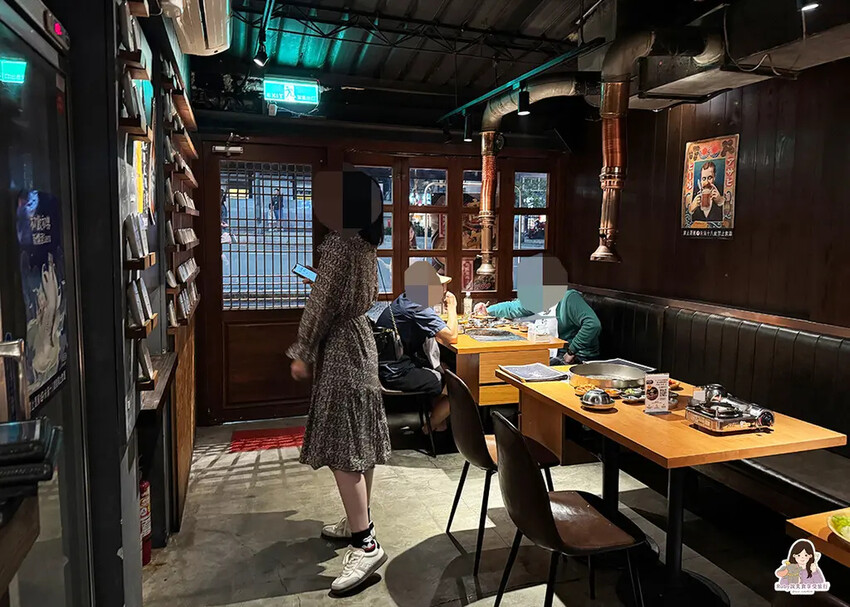 【台北韓式餐廳】娘子韓食市民店-桌邊專人服務烤肉，提供韓式小