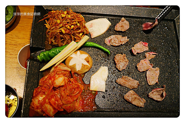 【台北美食】娘子韓食 市民店 ~ 東區韓式烤肉❤️韓式烤牛肉派對/桌邊服務幫你烤到好 - 捷運忠孝敦化站