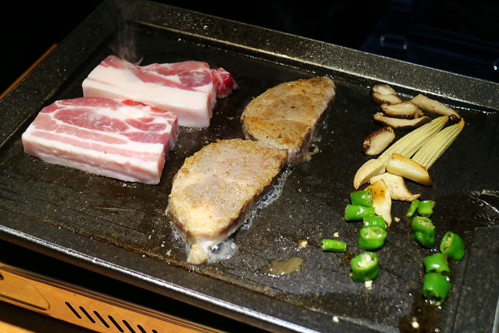 A3F6C779-8BAB-4AC9-B866-D374B42634C2