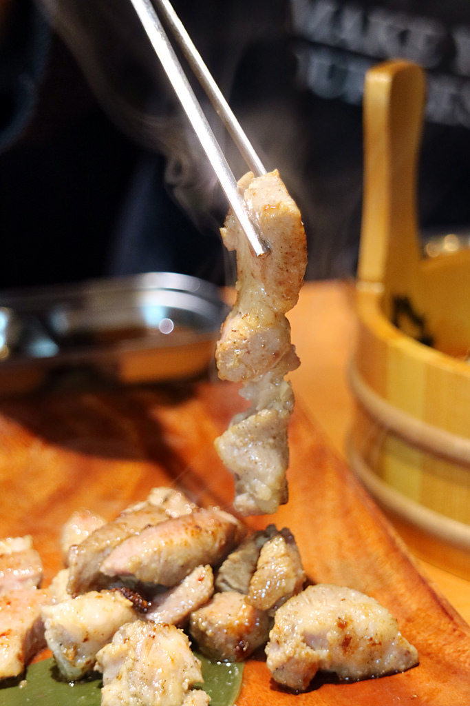 BAF034B8-A458-454D-ADA0-4848DD94399A