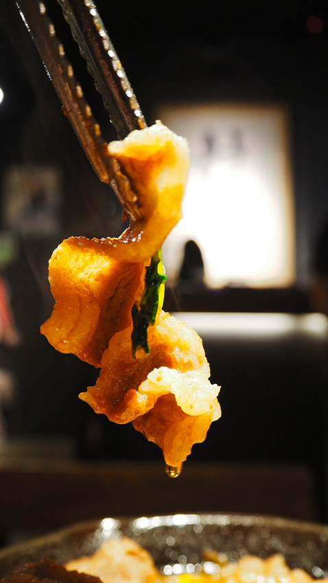 娘子韓食,東區韓式料理,市民大道韓式,我不是他媽媽,微風廣場餐廳,微風廣場美食,微風南山,微風南山餐廳,全牛拼盤,八色豬五花,娘子韓食菜單