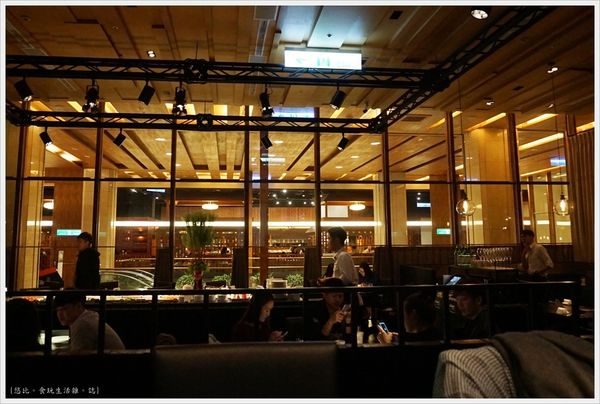 Just Grill-晚-店內-3.JPG Just Grill-晚-店內-3.JPG