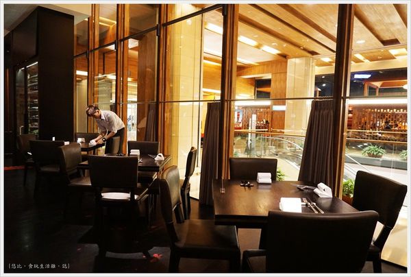 Just Grill-晚-店內-2.JPG Just Grill-晚-店內-2.JPG