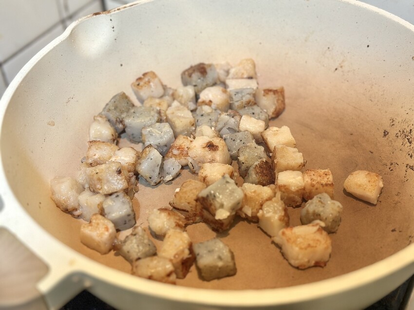 宅配美食|接單現做、手工製作蘿蔔糕!每口都能吃到蘿蔔絲,真材