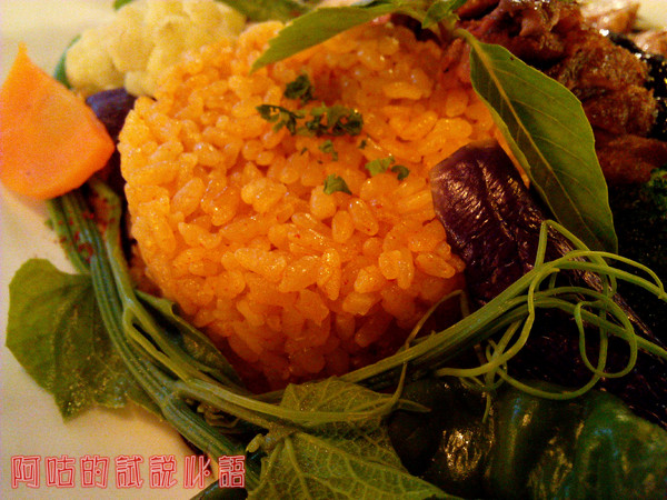 Dacci 打趣法式廚房：【臺南Ω東區】Dacci 打趣，法式廚房。餐點好吃氣氛佳，大推嫩煎鴨胸佐覆巧克力盆子醬