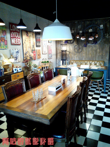 Dacci 打趣法式廚房：【臺南Ω東區】Dacci 打趣，法式廚房。餐點好吃氣氛佳，大推嫩煎鴨胸佐覆巧克力盆子醬