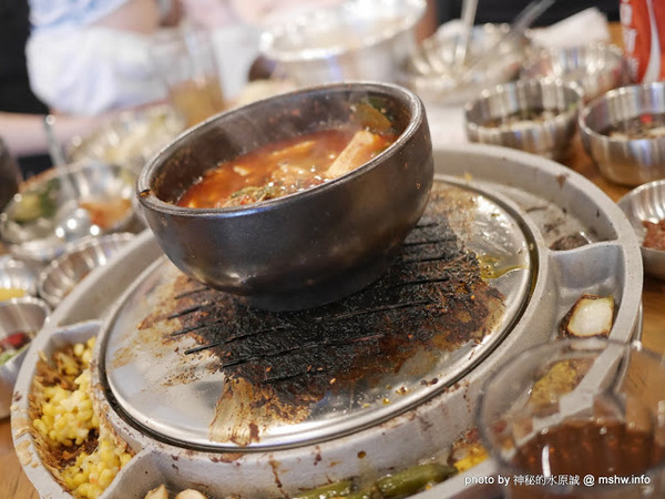 姜虎東678白丁烤肉:【食記】台中姜虎東678白丁韓國傳統烤肉台中店@北屯漢口幫美食廣場 : 世界第一BBQ?嗯,這裡的食材跟醬料都比在韓國首爾要好吃的多了…也比林佳龍有誠意喔! 姜虎東678白丁烤肉:【食記】台中姜虎東678白丁韓國傳統烤肉台中店@北屯漢口幫美食廣場 : 世界第一BBQ?嗯,這裡的食材跟醬料都比在韓國首爾要好吃的多了…也比林佳龍有誠意喔!