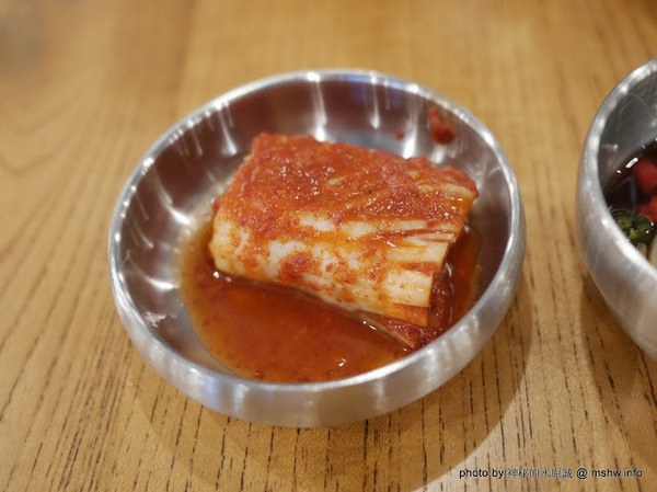 姜虎東678白丁烤肉:【食記】台中姜虎東678白丁韓國傳統烤肉台中店@北屯漢口幫美食廣場 : 世界第一BBQ?嗯,這裡的食材跟醬料都比在韓國首爾要好吃的多了…也比林佳龍有誠意喔! 姜虎東678白丁烤肉:【食記】台中姜虎東678白丁韓國傳統烤肉台中店@北屯漢口幫美食廣場 : 世界第一BBQ?嗯,這裡的食材跟醬料都比在韓國首爾要好吃的多了…也比林佳龍有誠意喔!