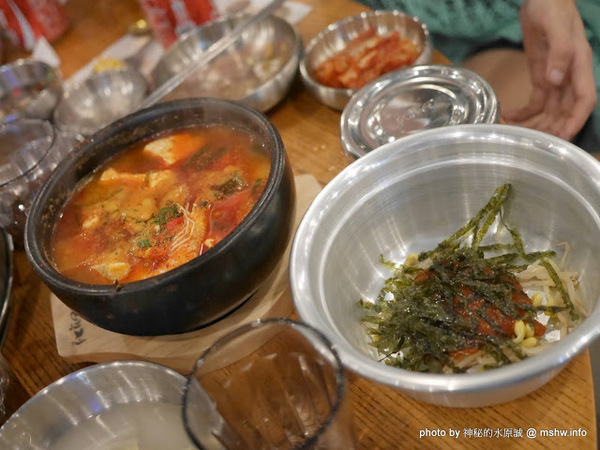 姜虎東678白丁烤肉:【食記】台中姜虎東678白丁韓國傳統烤肉台中店@北屯漢口幫美食廣場 : 世界第一BBQ?嗯,這裡的食材跟醬料都比在韓國首爾要好吃的多了…也比林佳龍有誠意喔! 姜虎東678白丁烤肉:【食記】台中姜虎東678白丁韓國傳統烤肉台中店@北屯漢口幫美食廣場 : 世界第一BBQ?嗯,這裡的食材跟醬料都比在韓國首爾要好吃的多了…也比林佳龍有誠意喔!