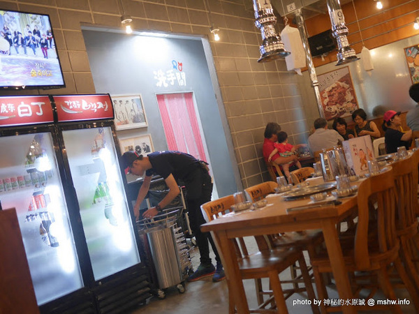 姜虎東678白丁烤肉:【食記】台中姜虎東678白丁韓國傳統烤肉台中店@北屯漢口幫美食廣場 : 世界第一BBQ?嗯,這裡的食材跟醬料都比在韓國首爾要好吃的多了…也比林佳龍有誠意喔! 姜虎東678白丁烤肉:【食記】台中姜虎東678白丁韓國傳統烤肉台中店@北屯漢口幫美食廣場 : 世界第一BBQ?嗯,這裡的食材跟醬料都比在韓國首爾要好吃的多了…也比林佳龍有誠意喔!