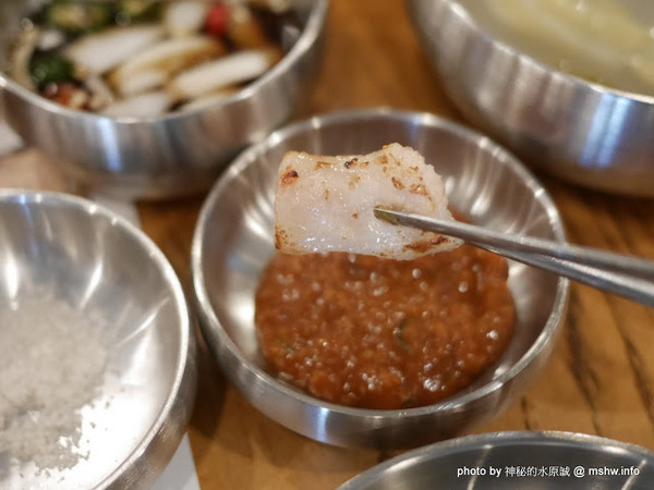 姜虎東678白丁烤肉:【食記】台中姜虎東678白丁韓國傳統烤肉台中店@北屯漢口幫美食廣場 : 世界第一BBQ?嗯,這裡的食材跟醬料都比在韓國首爾要好吃的多了…也比林佳龍有誠意喔! 姜虎東678白丁烤肉:【食記】台中姜虎東678白丁韓國傳統烤肉台中店@北屯漢口幫美食廣場 : 世界第一BBQ?嗯,這裡的食材跟醬料都比在韓國首爾要好吃的多了…也比林佳龍有誠意喔!